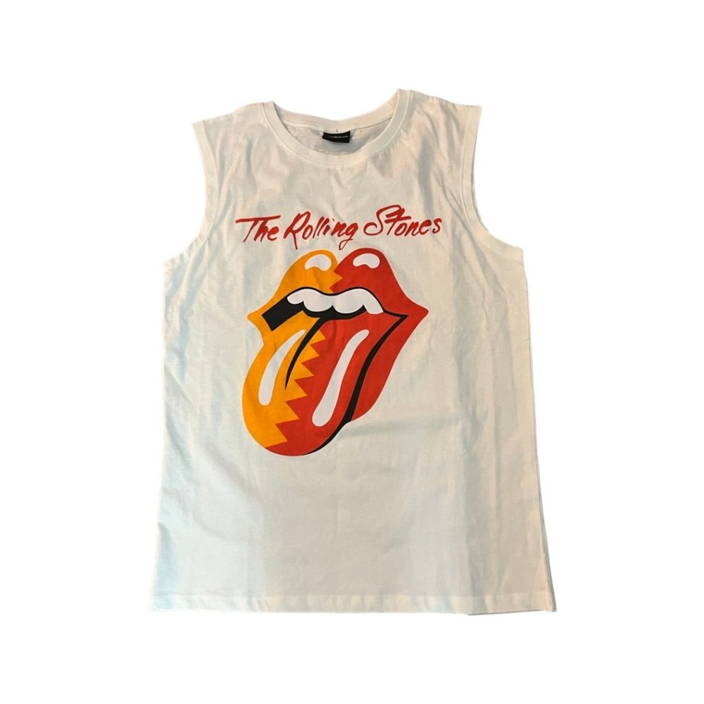 Oversized sleeveless t-shirt